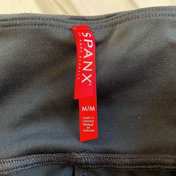 Spanx | Faux Leather Camo Leggings Black Matte Skinny Pull On M - Picture 6 of 9
